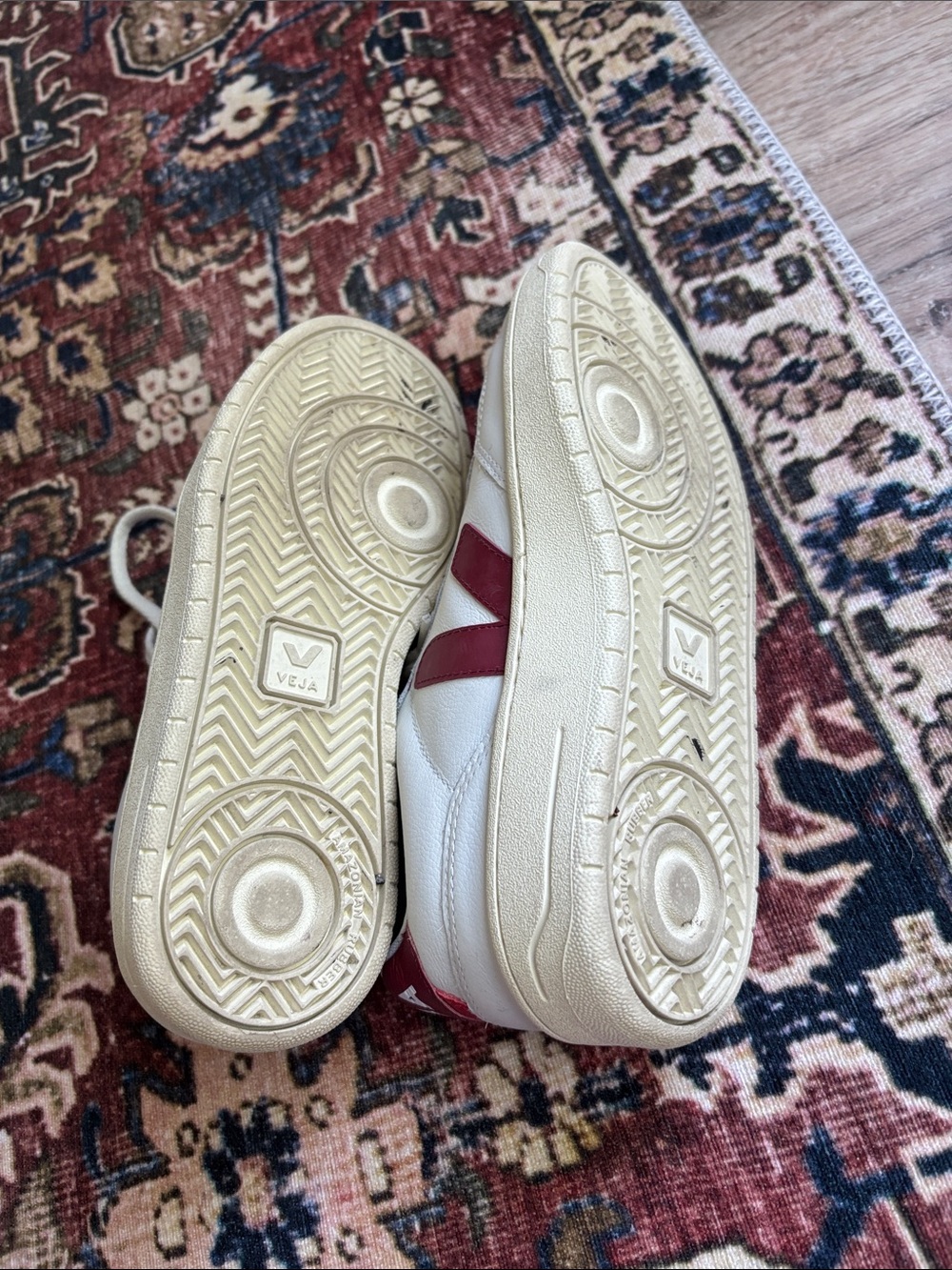 Veja V-90 White Leather Sneakers with Burgundy 'V' Accent - Picture 5 of 6